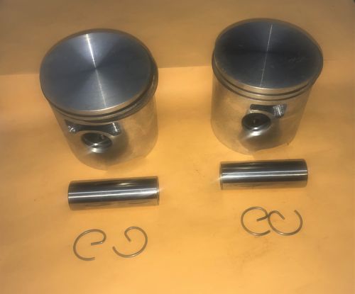 Merc 25XS NOS Pistons, Pins, Rings & Clips